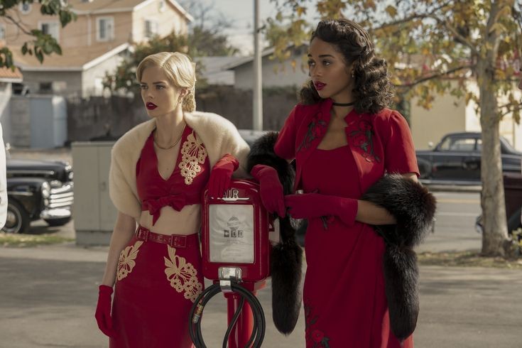 Samara Weaving and Laura Harrier in Hollywood. Photo credit: Netflix