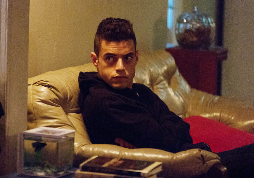 MR. ROBOT -- "m1rr0r1ng.qt" Episode 109 -- Pictured: Rami Malek as Elliot Alderson -- (Photo by: Christopher Saunders/USA Network)