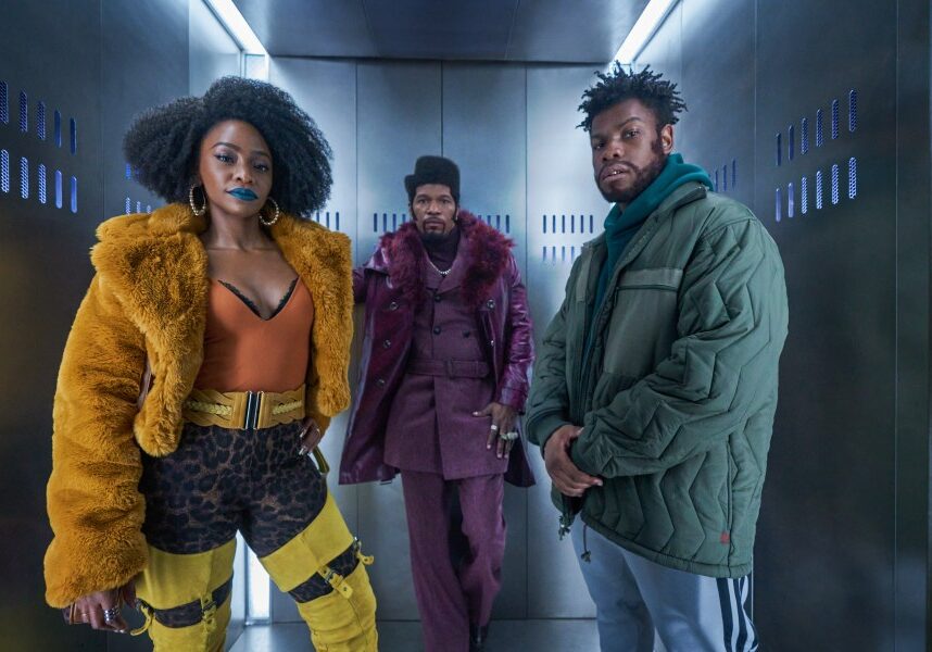 (L-R) Teyonah Parris as Yo-Yo, Jamie Foxx (producer) as Slick Charles and John Boyega as Fontaine. (Photo credit: Parrish Lewis/Netflix)